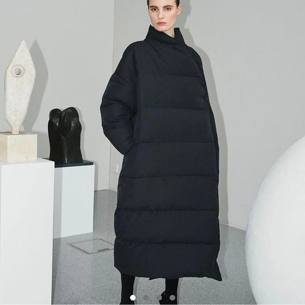 Toteme Bondy Cross-over Puffer Coat - Picture 1 of 4